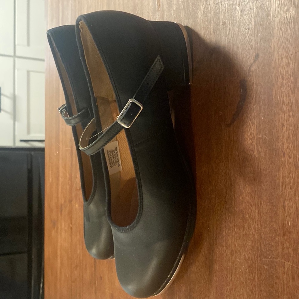 Bloch woman’s tap shoes